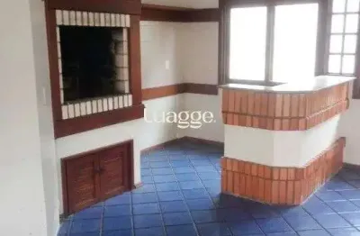 Casa residencial para locação no bairro tristeza - aproximadamente 180m² área privativa - 05 dormitórios sendo 01 suíte - piso cerâmico/laminado - pátio com piscina - gradeada