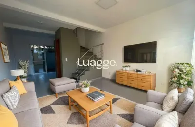 Casa em condomínio fechado com 2 quartos para alugar na Rua Miguel Ascoleze, 204, Vila Nova, Porto Alegre