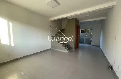 Casa em condomínio fechado com 2 quartos para alugar na Rua Miguel Ascoleze, 185, Vila Nova, Porto Alegre