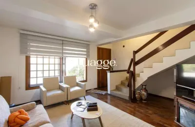 Casa em condomínio fechado com 2 quartos para alugar na Avenida da Cavalhada, 6100, Cavalhada, Porto Alegre