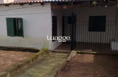 Casa dois dormitórios pátio compartilhado, bairro nonoai