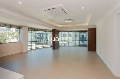 Apartamento 100% reformado com 3 dormitórios e churrasqueira