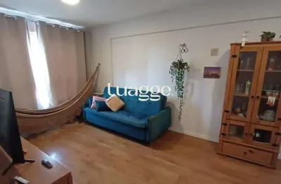 Apartamento com 3 dormitórios e com vaga no centro histórico de porto alegre