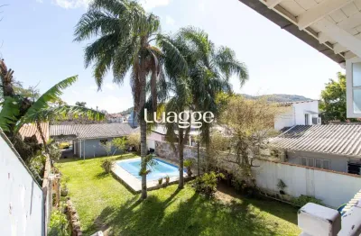 Sobrado amplo 4 dormitórios com piscina e casa extra no mesmo terreno – Hípica