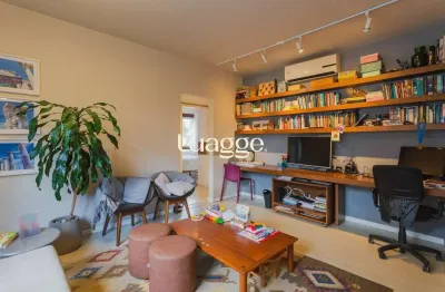 Apartamento 2 dormitórios 1 suíte 82m² 1 vaga no bairro rio branco