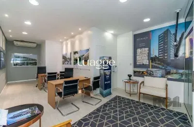 Ponto comercial para alugar na Avenida Wenceslau Escobar, 1919, Cristal, Porto Alegre