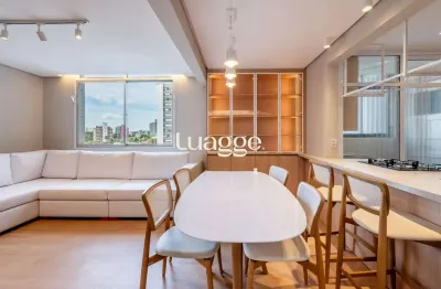 Apartamento alto padrão, totalmente reformado e decorado - pronto para morar!