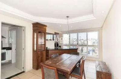 Apartamento com 3 quartos para alugar na Avenida Taquara, 441, Petrópolis, Porto Alegre