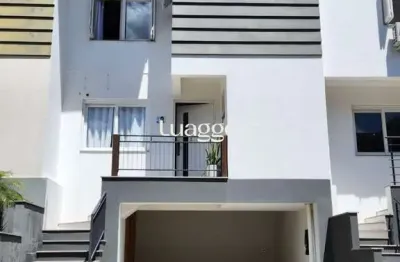 Ótima casa em condomínio fechado na vila nova, em porto alegre!