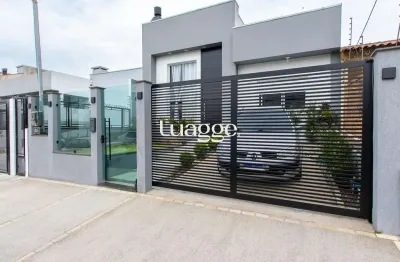 Casa com 2 quartos para alugar na Rua Nestor José Nitschke, 295, Guarujá, Porto Alegre