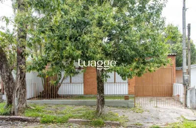 Casa com 3 quartos para alugar na Rua Monte Castelo, 152, Cavalhada, Porto Alegre