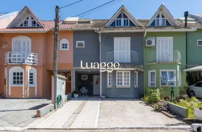 Casa de condomínio, de 3 dormitórios, 1 suíte e 2 vagas de garagem.