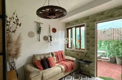 Casa com 2 quartos para alugar na Rua General Cipriano Ferreira, 695, Centro Histórico, Porto Alegre