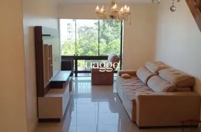 Cobertura totalmente mobiliada com linda vista para o Guaíba