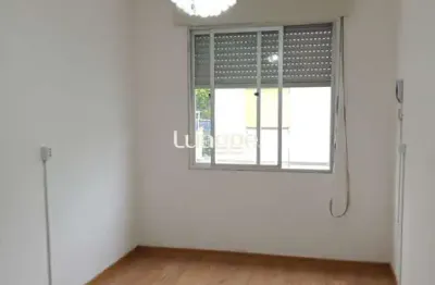 Excelente apartamento de 01 Quarto, totalmente reformado no bairro Cristal