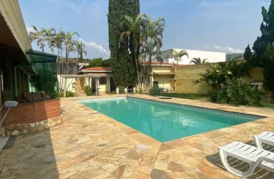 Casa térrea a 1 quadra da av. santana, 3 suítes, piscina, projeto arrojado, pronta para morar - jardim floresta
