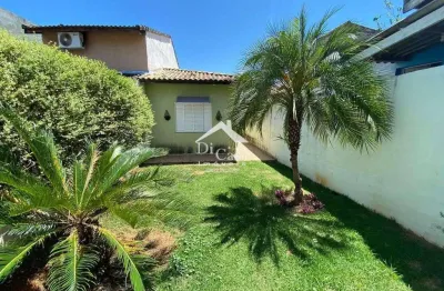 Casa deliciosa, clean, quintal gramado, próximo ao big supermercados.