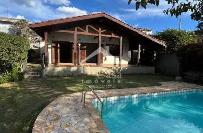 Linda casa com ótima localização jardim santa barbará á  venda