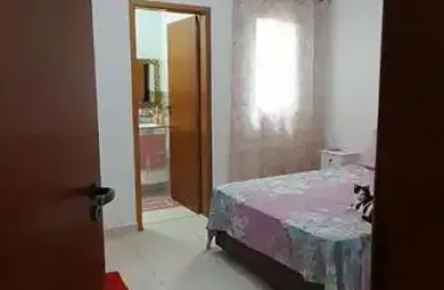 Casa - atibaia - jd. imperial - 2 dormitórios, sendo 1 suíte, sala, cozinha americana, quintal e 2 vagas de garagem.
