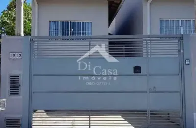 Casa - atibaia - jd. imperial - 2 dormitórios, sendo 1 suíte, sala, cozinha americana, quintal e 2 vagas de garagem.