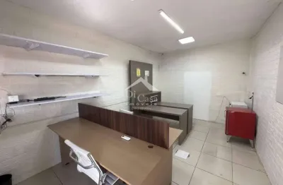 Casa comercial com 1 sala para alugar no Centro, Atibaia 