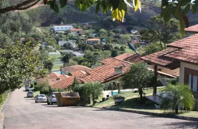 Casa em condomínio fechado em atibaia - porteira fechada