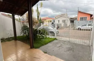 Casa toda térrea com 2 dormitórios para locação no Atibaia Jardim
