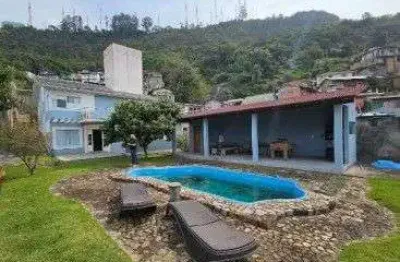 Casa no bairro da trindade em terreno amplo de 1272m²