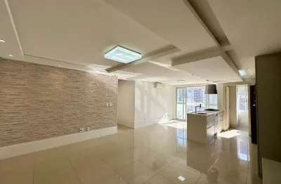 Apartamento com 100m² de área privativa, reformado com excelente padrão de acabamento, localizado em uma das regiões mais valorizadas de são josé.