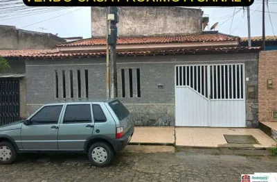 Vendo excelente casa no Conjunto Augusto Franco ? Farolândia, A