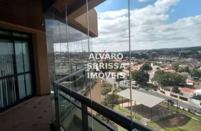 Apartamento com 4 vagas, 4 dormitórios sendo 2 suítes, todos com armários, portas balcões, venezianas automáticas e lindas vistas. 287m2.  1 por andar