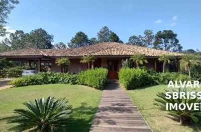 Casa com 4 dormitórios sendo 3 suítes, com piscina, no condomínio chácaras flora  itu sp - único dono.