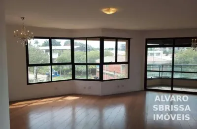 Apartamento com 4 vagas, 4 dormitórios sendo 2 suítes, todos com armários, portas balcões, venezianas automáticas e lindas vistas. 287m2.  1 por andar