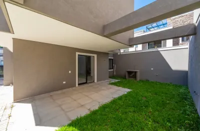 Sobrados com 3 quartos sendo 1 suíte e  churrasqueira no terraço