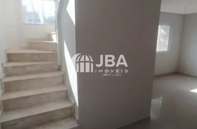 Sobrado novo com 3 quartos com 01 suíte  excelente localização no uberaba