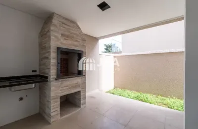 Lindo sobrado 3 quartos/ 01 suíte com 3 vagas próx a  cel. h. dos santos