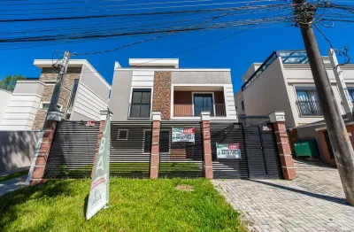 Sobrado de frente para rua tranquila, não geminado, face leste e região valorizada