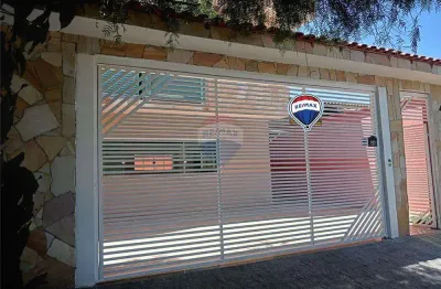 Casa com 3 quartos para alugar na Rua dos Antúrios, 48, Polvilho, Cajamar
