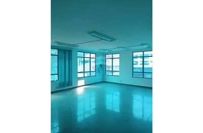 Prédio para alugar na Avenida Ministro Petrônio Portela, 1575, Freguesia do Ó, São Paulo