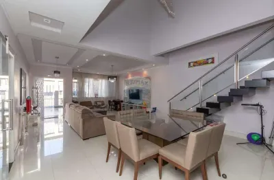 'luxuoso sobrado no limão, com 3 suítes, hidro, closet e piscina!
