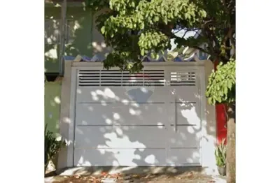 Casa com 2 quartos para alugar na Avenida Elísio Cordeiro de Siqueira, 332, Jardim Santo Elias, São Paulo