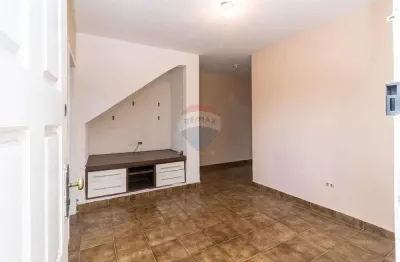 Casa 2 com entrada individual e ótima localização em jaraguá