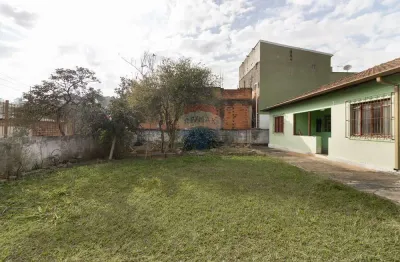 Terreno plano com 2 frentes, 400m², excelente localização em perus