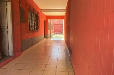 Casa com 3 quartos para alugar na Rua Coriolano, 1930, Vila Romana, São Paulo