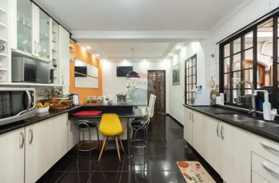 Casa com 2 suítes e 2 vagas à venda, 122 m² por R$ 599.000,00  -  Piqueri