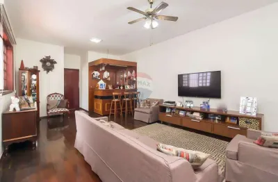 Espaçosa casa para venda ou locação na lapa de baixo