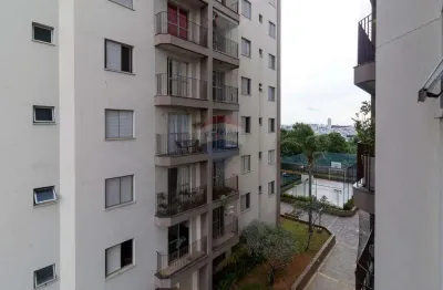 Apartamento com 3 quartos, varanda e uma vaga à venda na freguesia do ó