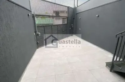 Sobrado em taboão - diadema: 2 dormitórios, 2 suítes, 80m² e 3 banheiros por r$ 530.000