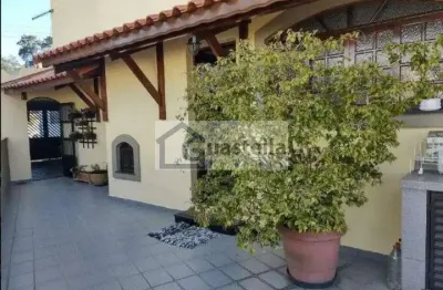 Sobrado à venda no jd. silvina, sbc - 172m², 3 dorms, r$599mil