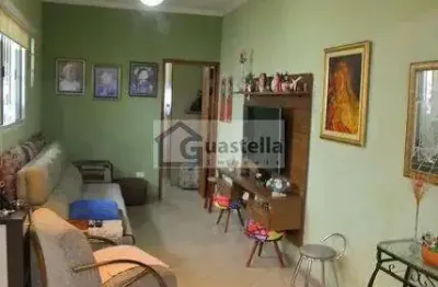 Sobrado à venda em assunção, sbc: 2 dorms, 1 banheiro, r$530mil